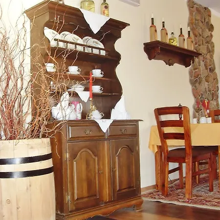 Bed & Breakfast Mazurska Chata Jezioro I Aquapark 6 Min, Centrum I Promenada 12 Min 3*