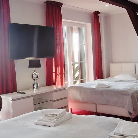 Mazurska Jezioro I Aquapark 6 Min, Centrum I Promenada 12 Min Bed & Breakfast