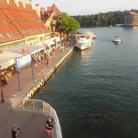 Bed and Breakfast Mazurska Jezioro I Aquapark 6 Min, Centrum I Promenada 12 Min 3*